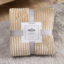 CozyStripe – Premium Korallenfleece-Decke in edler Ripp-Optik