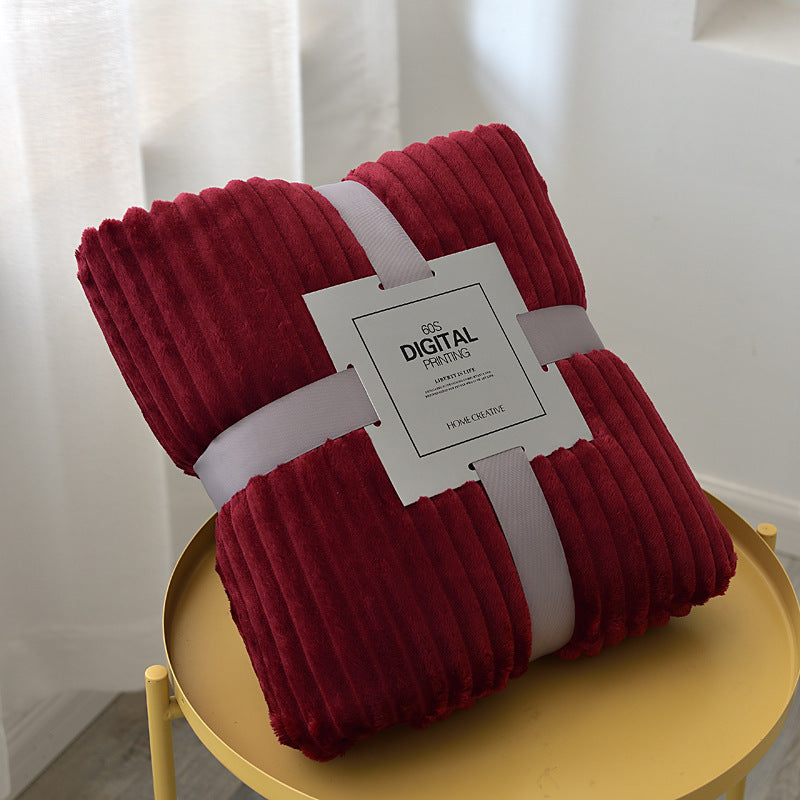 CozyStripe – Premium Korallenfleece-Decke in edler Ripp-Optik