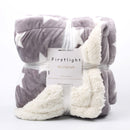 NordicWarm – Premium Lammfell-Kuscheldecke (Doppellagig & Extrawarm)
