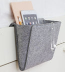 BedSide Pocket – Minimalistischer Bett-Organizer aus Filz
