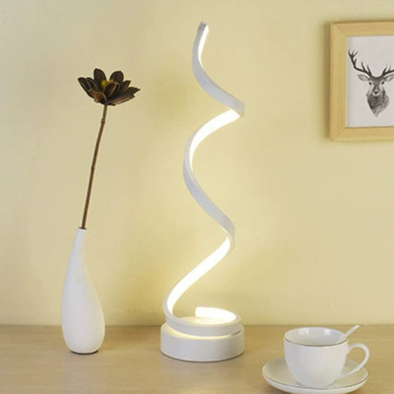 AuraDesk – Elegante Design-Tischlampe (45cm, Metall-Finish)