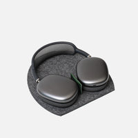 Premium AirPods Max Dock aus Merino-Filz (Smart Sleep Mode)